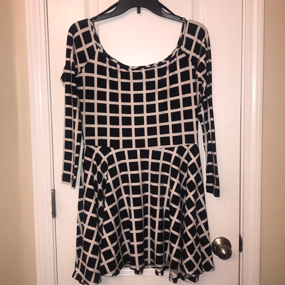 Women’s Black and white party dress